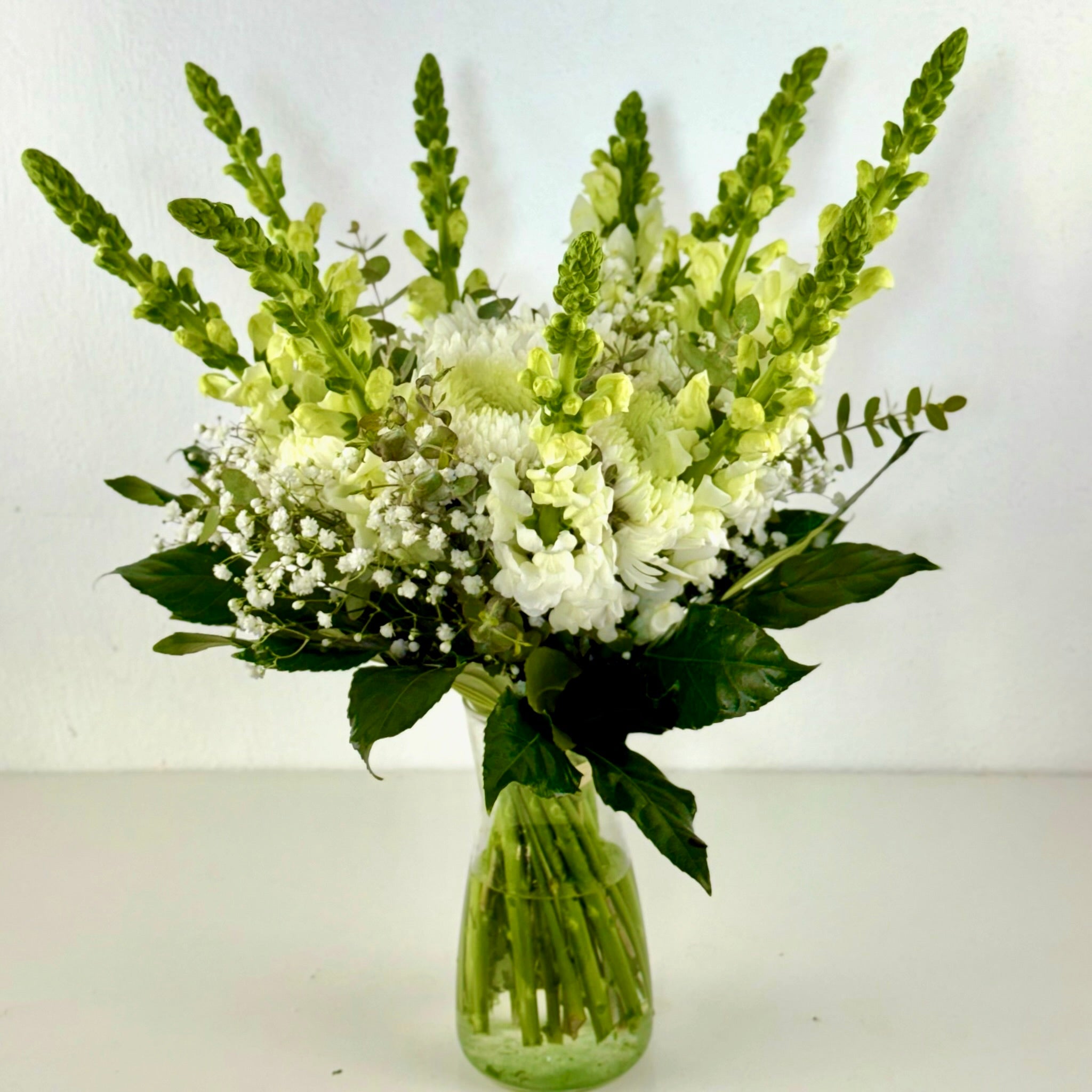 Mojácar | Ramo de Margaritas, Crisantemo y Antirrhinum Blanco - Persa Flores