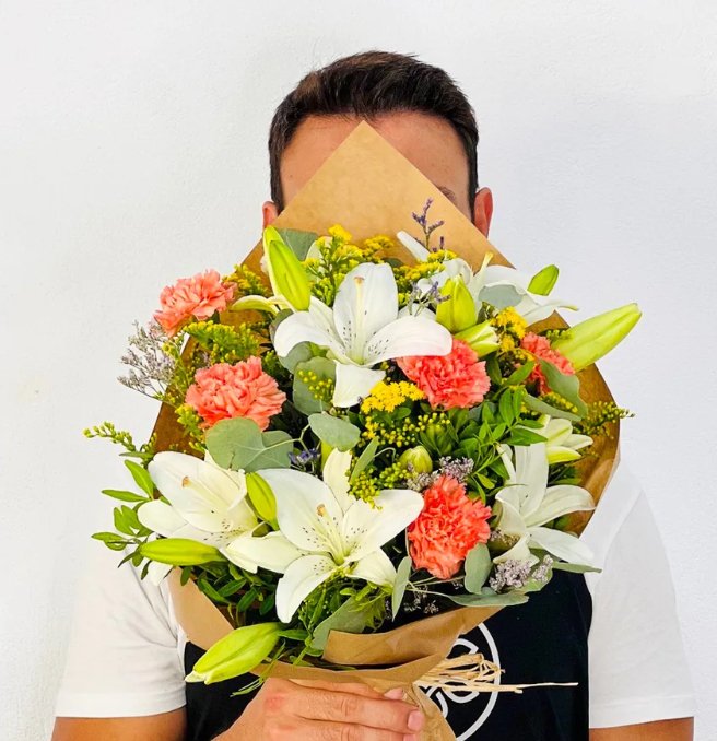 Caring for a Bouquet of Carnations