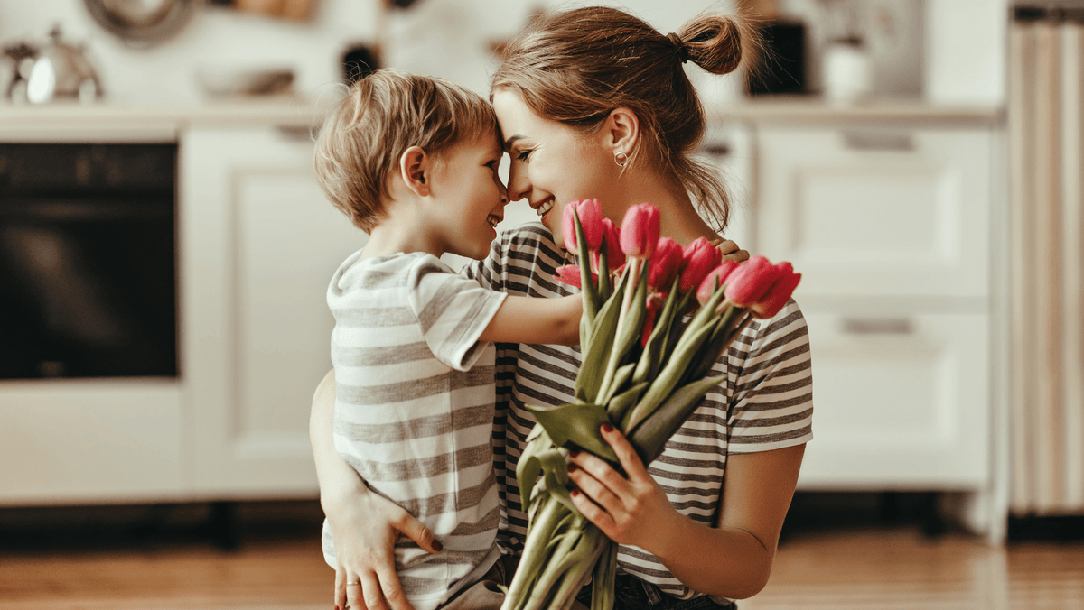 Wish Your Mum a Happy Mother's Day with Flowers: 5 Beautiful Options