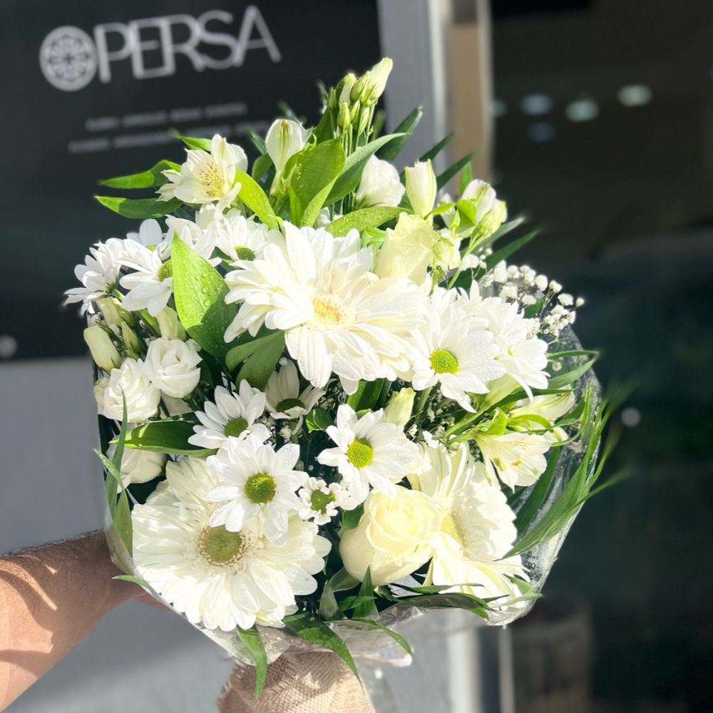 Quality Flowers Without Spending a Fortune: Buy an Affordable Bouquet