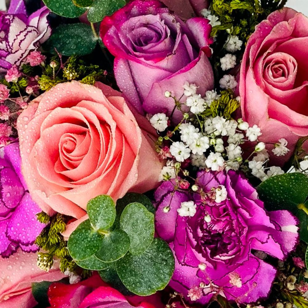 Feliz Santo con Flores