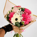 Margarita - Gerberas y Rosas — ramo con rosas, flores mixtas | Persa Flores
