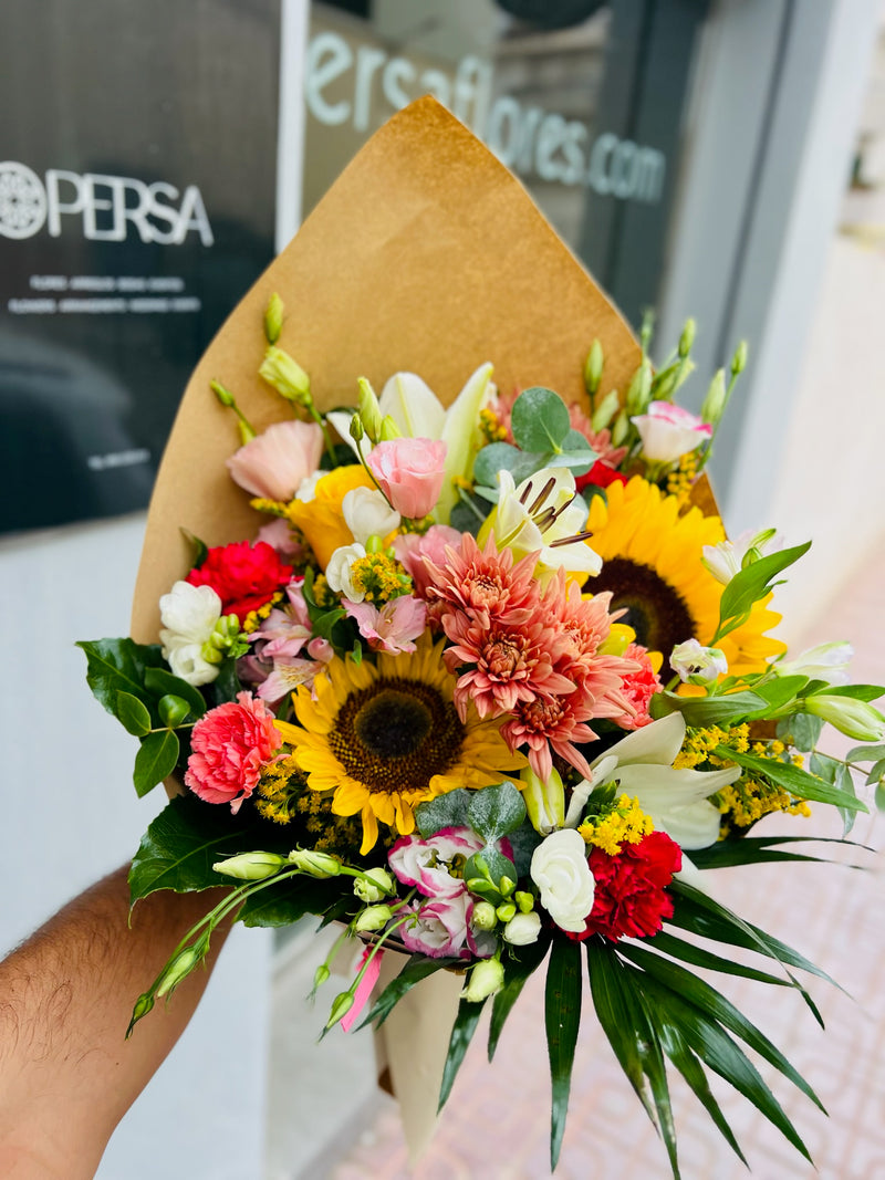 Sueño de Girasoles, fotografiado en nuestra floristería antes de salir
