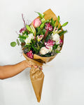 Nadia — ramo con rosas, lirios | Persa Flores
